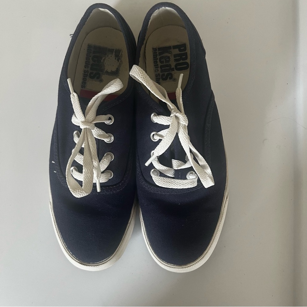 Pro Keds Navy Sneakers with White Laces. Size 6.5.  EUC.